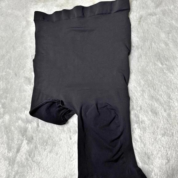 NEW Skims Seamless Sculpt Short Right Leg Exposed Onyx Women's 4X/5X - Picture 2 of 7